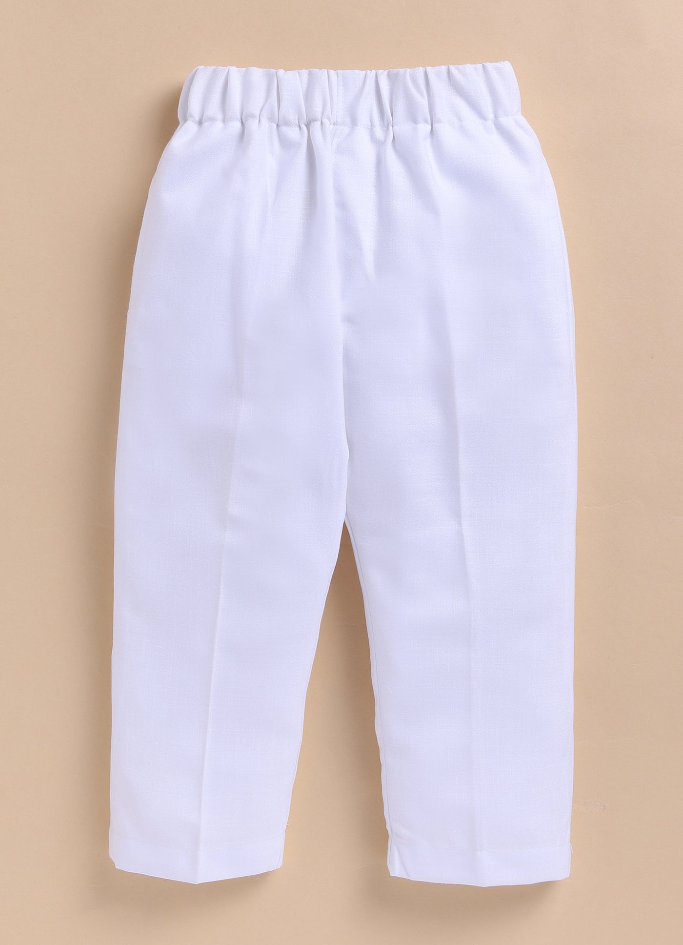 Cotton Blended Woven Full Sleeves Independence Day Special Kurta Pajama Set with Badge and Indian Flag- White