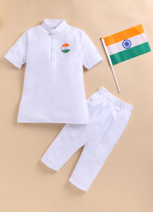 Cotton Blended Woven Full Sleeves Independence Day Special Kurta Pajama Set with Badge and Indian Flag- White