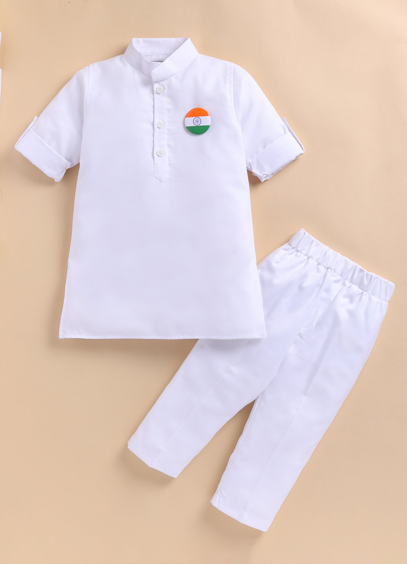 Cotton Blended Woven Full Sleeves Independence Day Special Kurta Pajama Set with Badge and Indian Flag- White