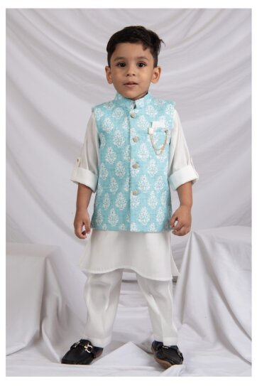 Silk Blended Motif Printed Full Sleeves Pack of 4 Kurta Pajama with Nehru Jacket and Brooch Pin Ethnic Set- Mint