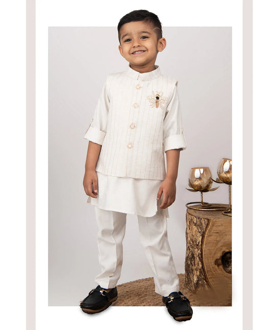 Boys Hand Embroidered Insect Motif Ethnic Jacket Kurta Pajama Set- Cream