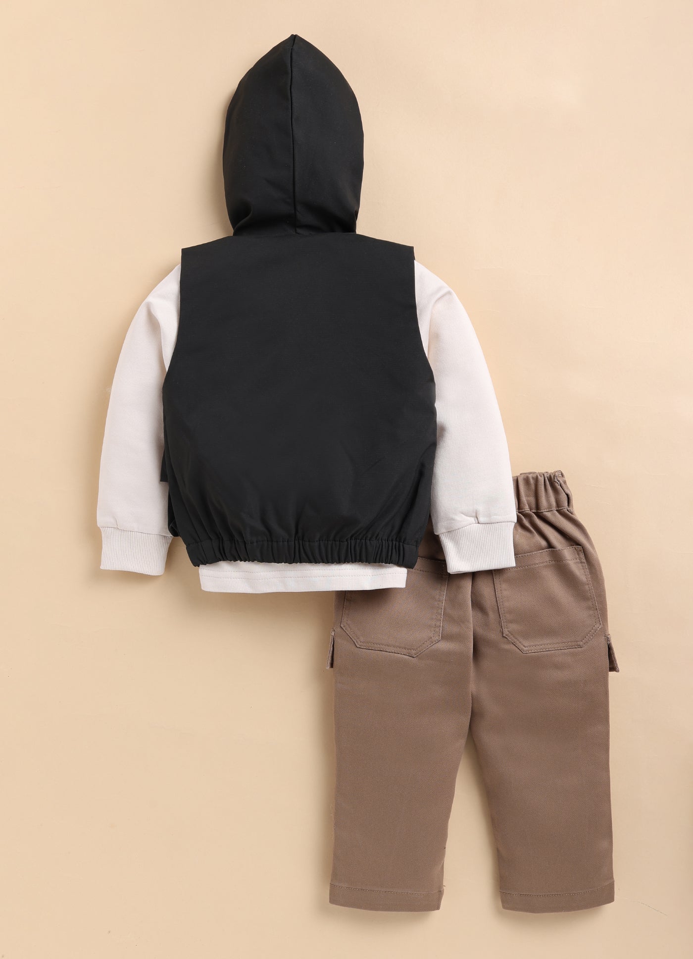 Blended Woven Technical Hooded Jacket Gilet with Utility Multi Pockets and Full Sleeves Tshirt and Trousers - Green