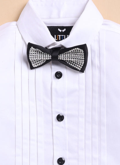 Blended Checks Jaquard Woven Full Sleeves Coat Pant with Tuxedo Shirt, Bow and Brooch Pin Formal Coat Set- Black