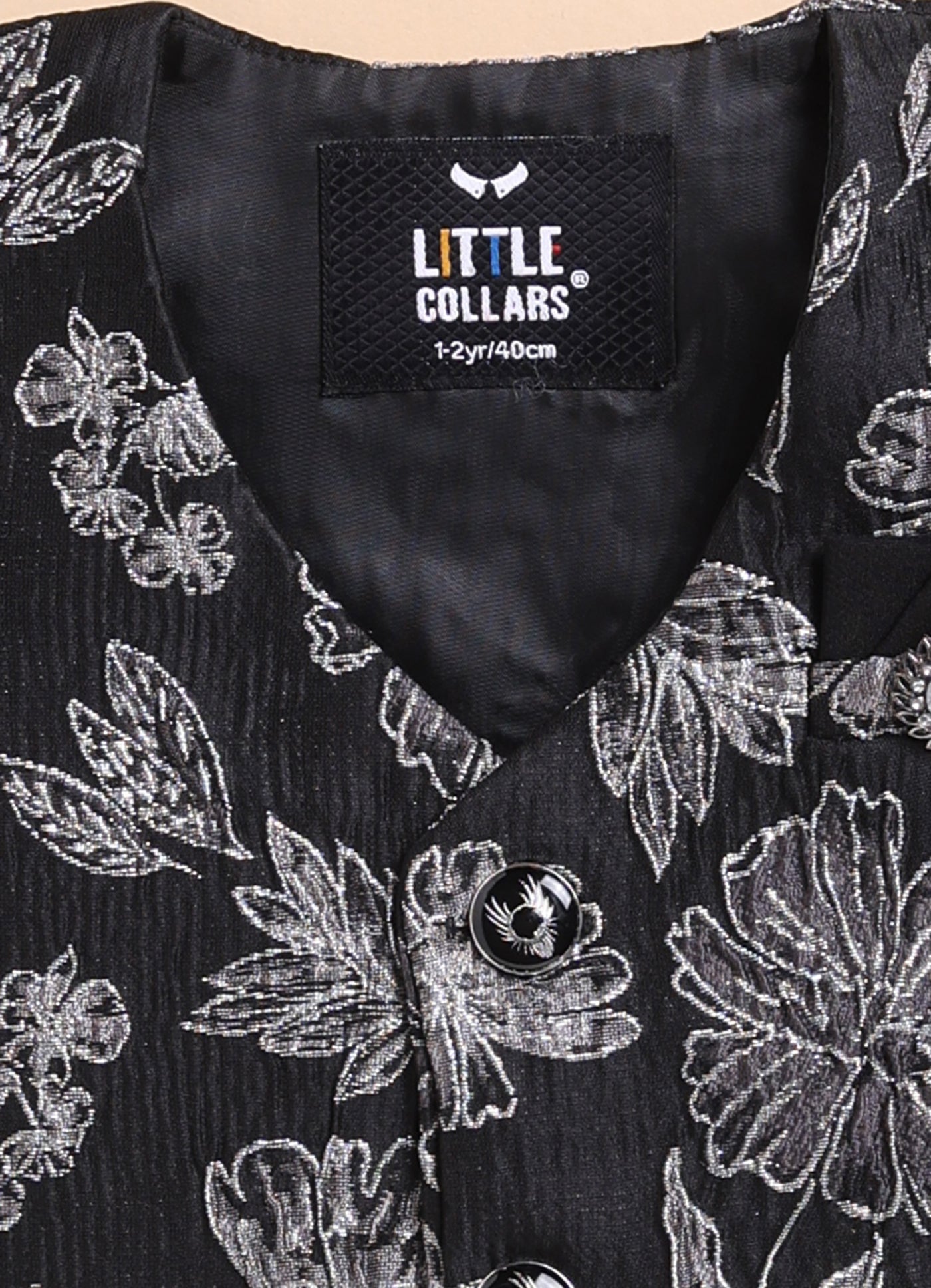 Jacquard Woven Full Sleeves Floral Waistcoat Pant with Shirt Bow and Brooch Jacket Set- Silver