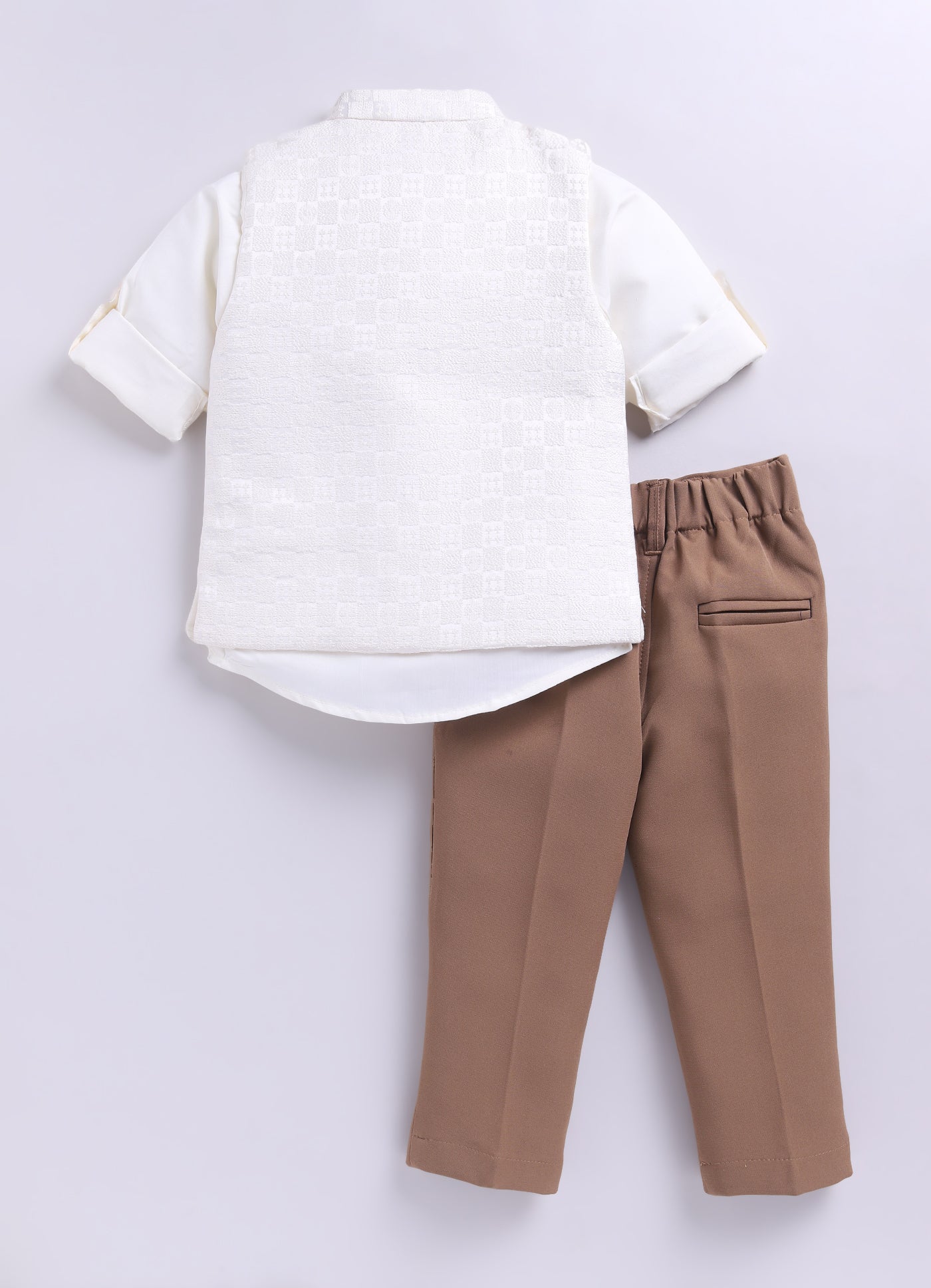 Blended Self Design Jaquard Full Sleeves Nehru Jacket Pant, Shirt, with Brooch Partywear Set- Cream