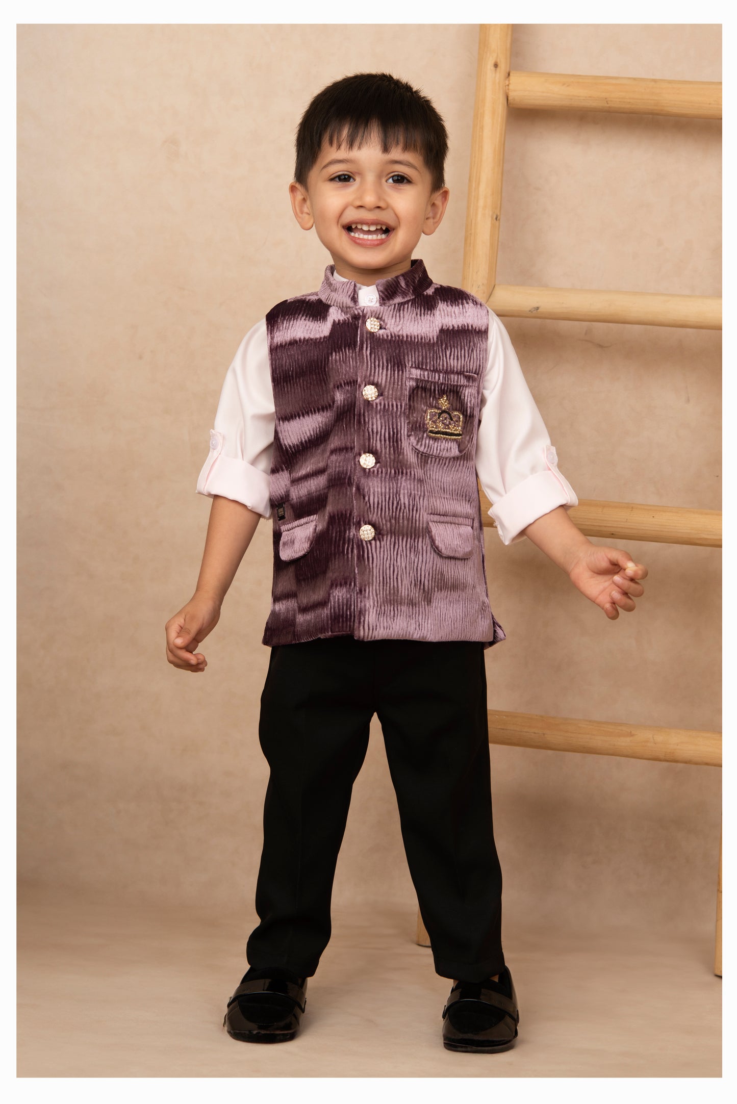 Blended Self Design Jaquard Full Sleeves Nehru Jacket Pant, Shirt with Embellished Pocket Partywear Set-  Burgundy