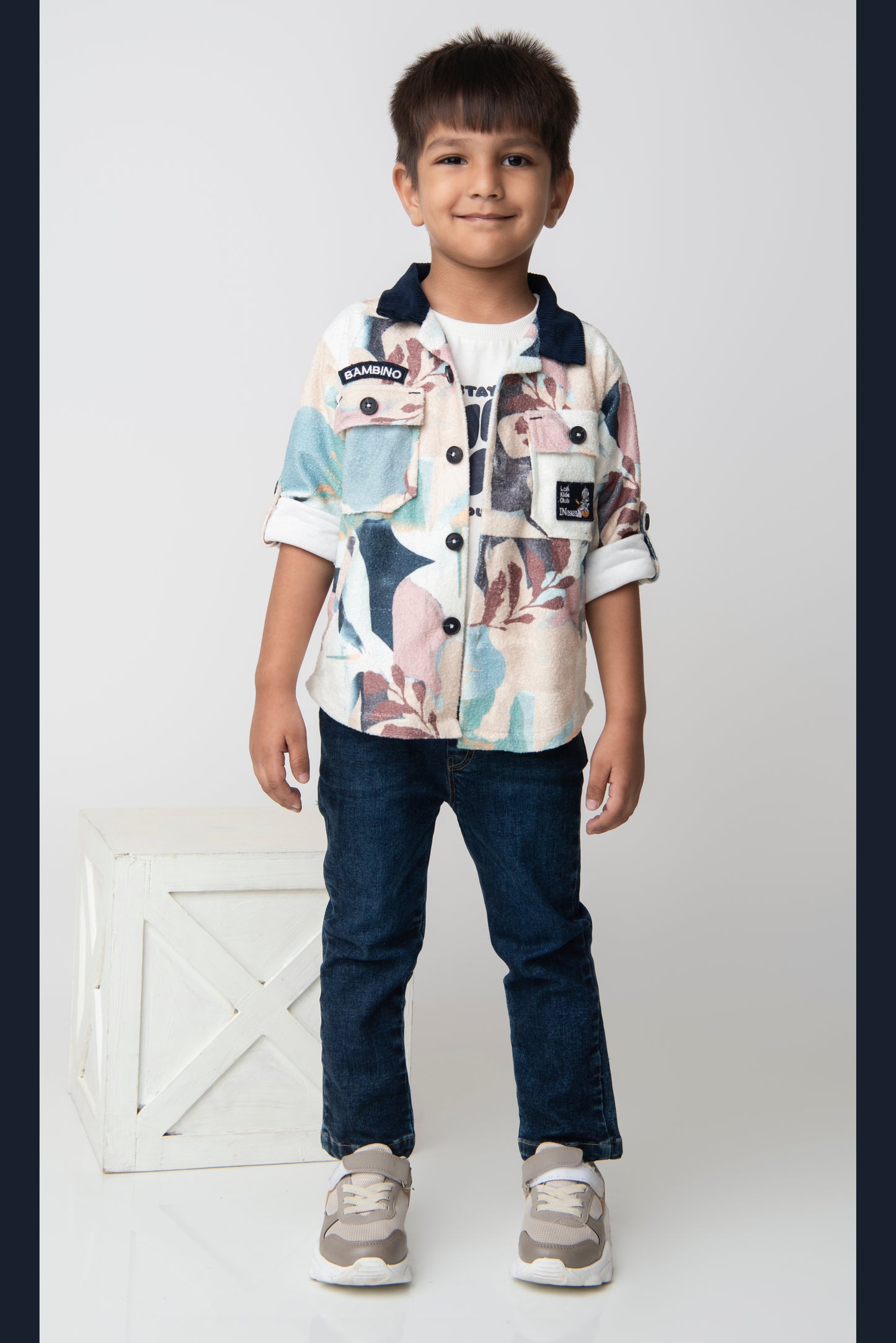 Blended Terry Toweling Abstract Printed Woven Full Sleeves Cuban Collar Shacket Printed T-shirt with Denim Pants Casual Set-Blue