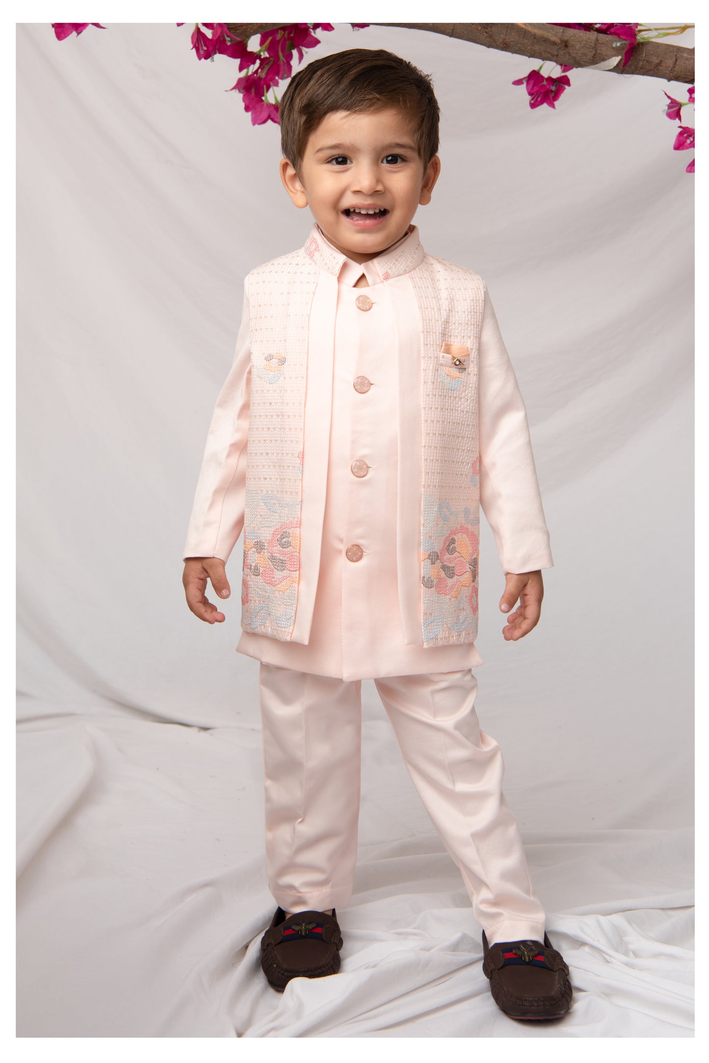 Blended Silk Full Sleeves Self Texture Achkan Bandhgala with Pants and Brooch Ethnicwear Set- Peach