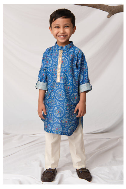 Blended Woven Bandhani Printed  Full Sleeves Kurta Pajama Ethnic Set- Blue