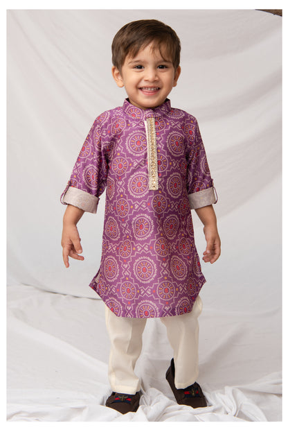 Blended Woven Bandhani Printed  Full Sleeves Kurta Pajama Ethnic Set- Purple