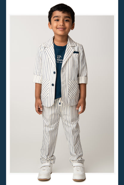 Boys Full Sleeves Cotton Striped Coat Pant Tshirt and Belt- Blue