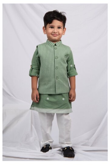 Collars Pure Cotton Woven Full Sleeves Pack of 3 Kurta Pajama with Striped Nehru Jacket Ethnic Set- Green