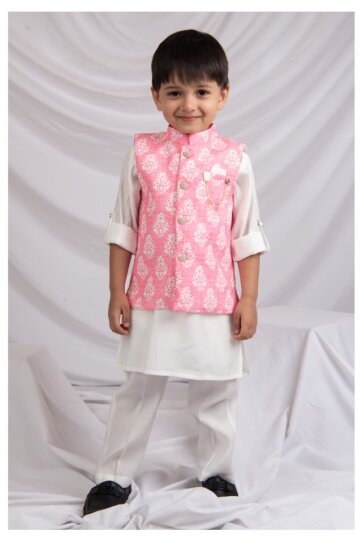 Silk Blended Motif Printed Full Sleeves Pack of 4 Kurta Pajama with Nehru Jacket and Brooch Pin Ethnic Set- Pink
